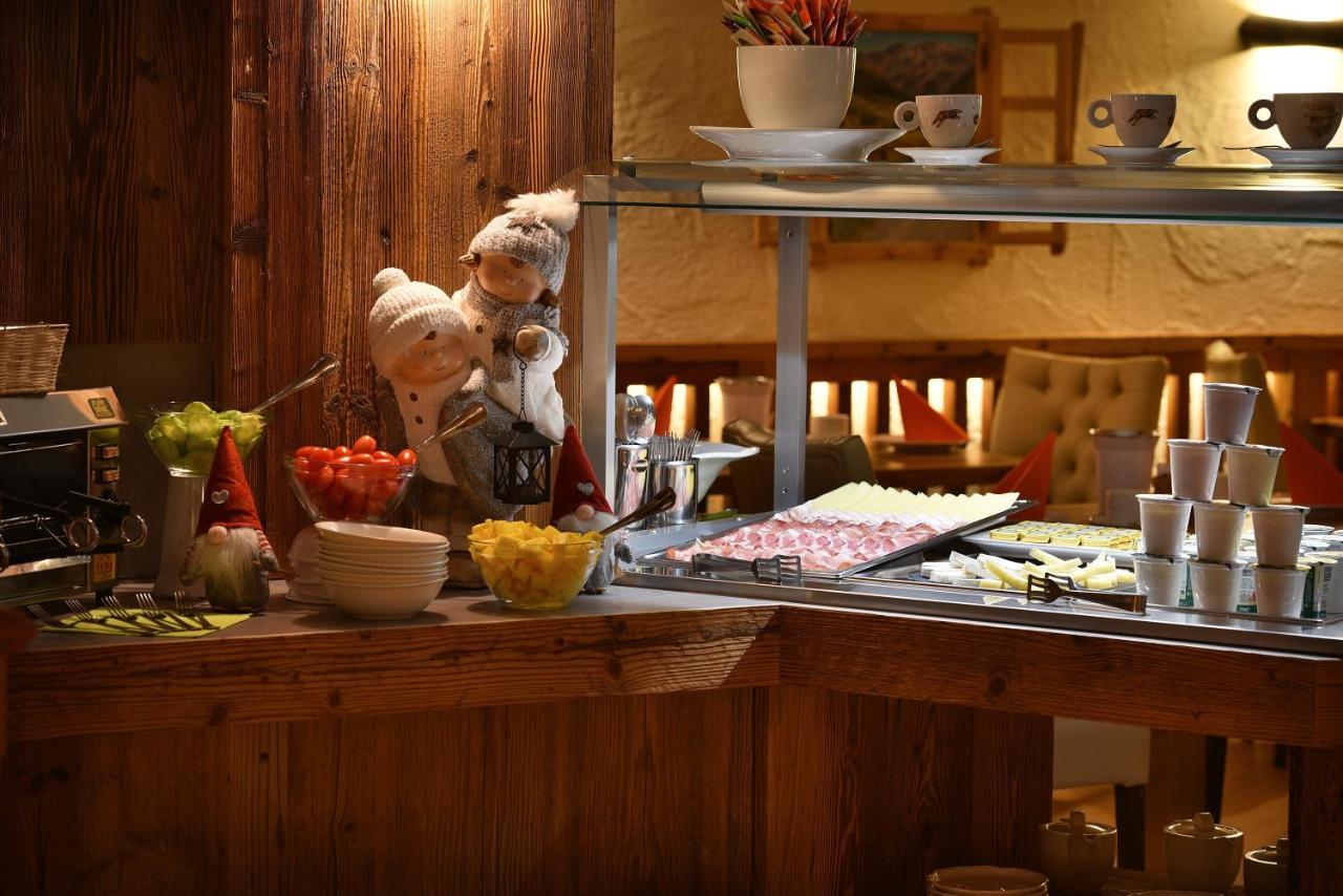 Hotel Piccolo Mondo Ливиньо Екстериор снимка